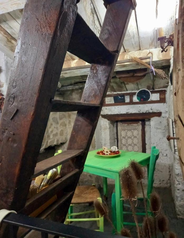 La Stella Acomodação com café da manhã Civita Exterior foto